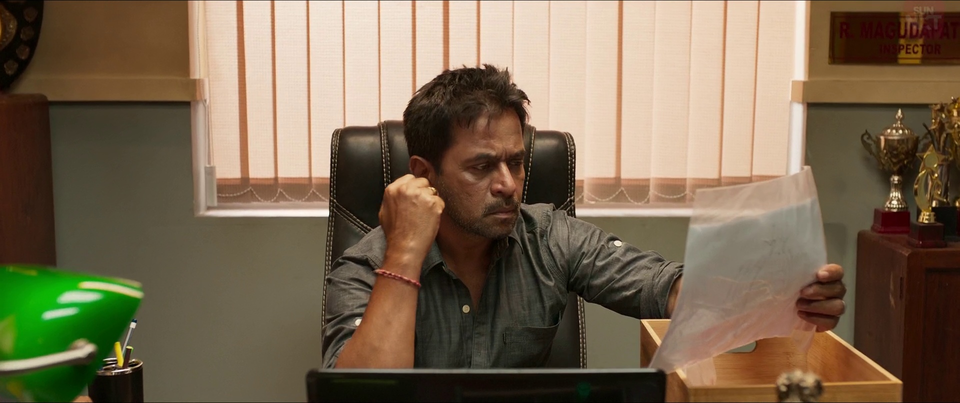 Theeyavar Kulaigal Nadunga Screenshot 1