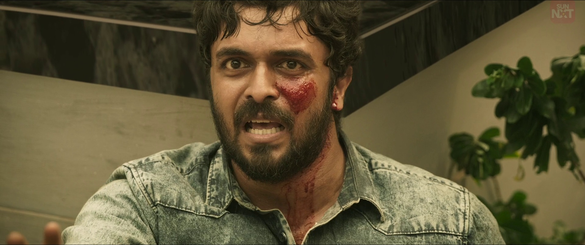 Theeyavar Kulaigal Nadunga Screenshot 6